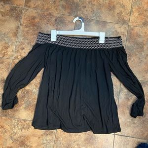 Off the shoulder 3/4 sleeve